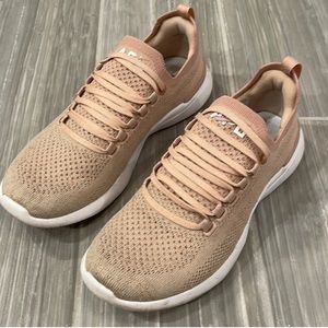 APL techloom breeze sneaker